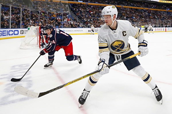 中超：山东泰山2-0战胜广州队